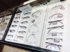 -吴良材眼镜(美罗城店)
