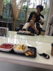 -CARR SALON