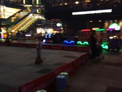 -江燕路万科里