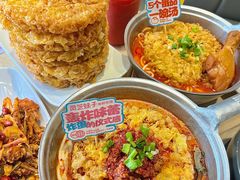 -灵芝妹子海鲜米线(劳动公园店)