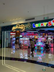 -LuckyStar幸运星家庭娱乐中心(东莞国贸店)