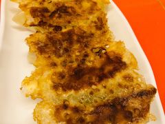 煎饺子-拉面莊夢語＆中华料理八椿