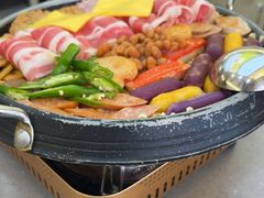 -豚妈妈汤饭·部队锅(南京东路店)