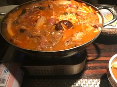 泡菜牛肉锅-山葵家·创意料理(宁波来福士店)