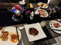 -唐拉雅秀酒店-西锦汇空中BBQ·思创餐厅