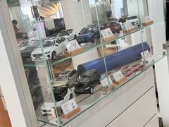 -杭州中沃沃尔沃4S店(滨江区店)