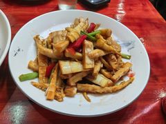 -芦茨金富饭庄·25年老字号·专做稻草鸡