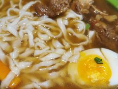 -滋味满屋美食坊(上海街店)
