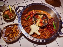 -贤合庄卤味火锅(时代广场店)