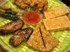 印尼小食拼盤-班兰叶印尼美食