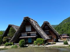 -白川乡与五箇山的合掌构造村落
