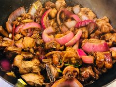 -胡须佬鸡煲四季火锅店(石厦西村直营店)