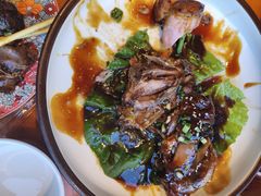 -鸽舞笙平金牌烧鸽子·融合菜(鲁谷店)