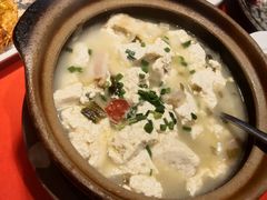 -魏铭鱼头捞饭(晋阳路店)