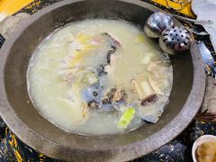 -双廊杨记石锅鱼石锅牛肉