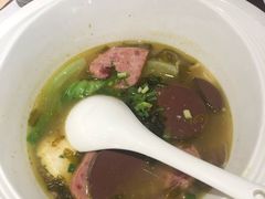 -成都你六姐·牛肉冒菜(城市集市合生汇店)