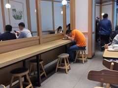 -老乡鸡(上海品尊国际中心店)