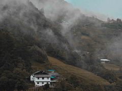 -硗碛藏寨·神木垒景区