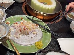 -得意咚瓜·顺德鱼生·冬瓜火锅(深圳首店)