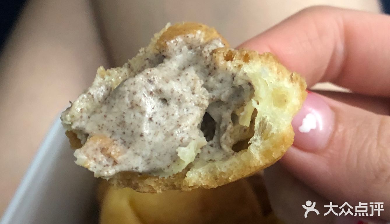 就好吃到...我在高铁上没忍住吃完了[调皮]