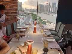 靠窗位-Kathleen's Waitan 凯圣琳江景西餐厅(外滩店)