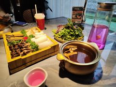 -慢丽江·云南野生菌土鸡锅(付家庄店)