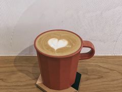 拿铁-Legno.ita Coffee by Wood(襄阳南路店)
