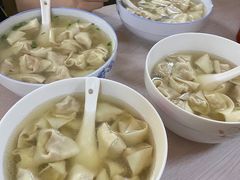 -周震馄饨