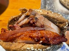 -老天桥酱肉烧饼夹肘子(天桥店)