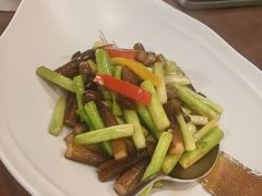 -海派悦庭·海胆烧麦·新融合菜(凯德广场店)