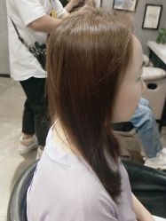 -时尚殿堂明星门店