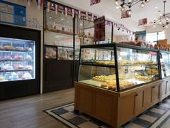 面包甜点陈列柜-味多美(民星路店)