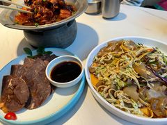 -赶海部落海鲜城(海阳路店)