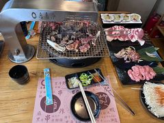 -合易泓烤肉·海肠捞饭(火车站店)