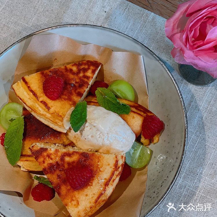 干杯烧鸟居然可以吃Brunch了‼️‼️是谁还不知道‼️‼️