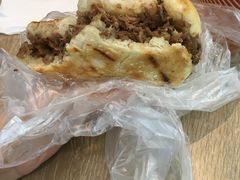 -老西关黄老太牛肉烧饼