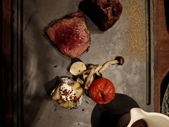 -恰餐厅及酒吧 CHAR Bar & Grill (北京丽都皇冠假日店)