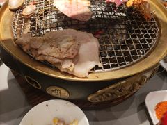 -山焱·炭火自助烤肉(周浦万达店)