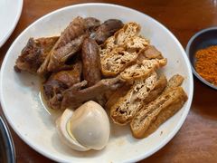 -鸿浩扒猪脚米线