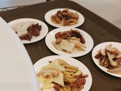 -天宜隆蘑菇宴火锅(石景山旗舰店)