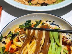 -江城小馆陕南妈妈菜·全球旅行餐厅(钟楼店)