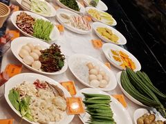 -梁家大院•农家菜(昆山会展中心店)