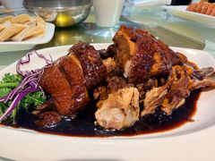 特色酱鸭-光明邨大酒家(淮海路店)