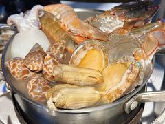 -领鲜活海鲜榴莲自助火锅(东门店)