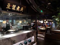 -佬麻雀·新湘菜(珠海金发购物中心店)