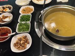 -丫丫汤膳打边炉(宏府408坊店)