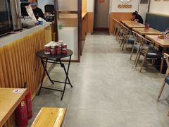大堂-北往西·西安油泼面(万德庄店)