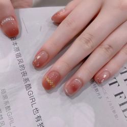-UMl Nail 尤米美甲美睫半永久
