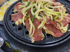 柠檬香草黑椒牛五花-小米烤肉·和牛原切-创意韩料(东关店)