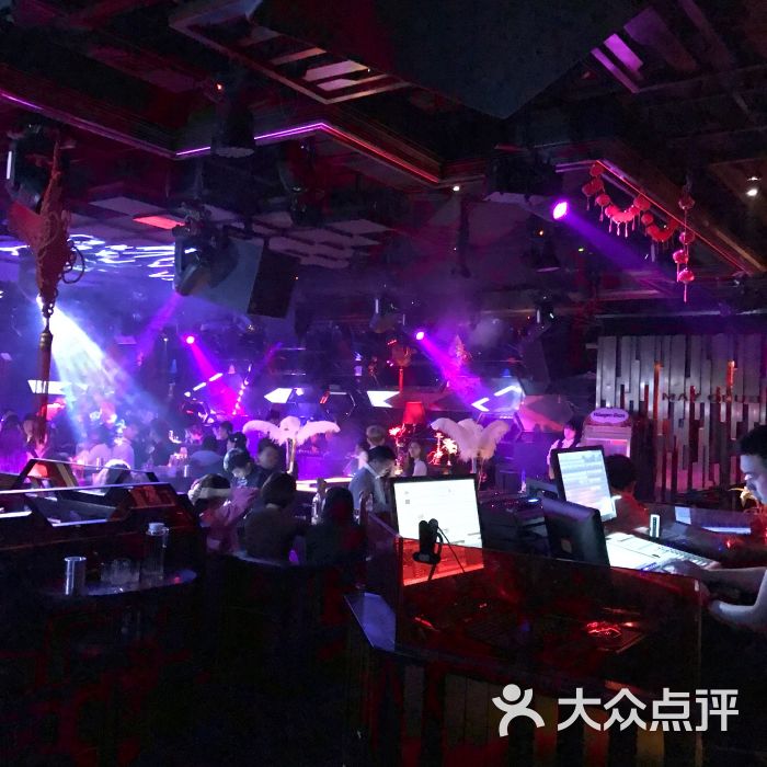 五月花酒吧(香格里拉店)图片 第6张